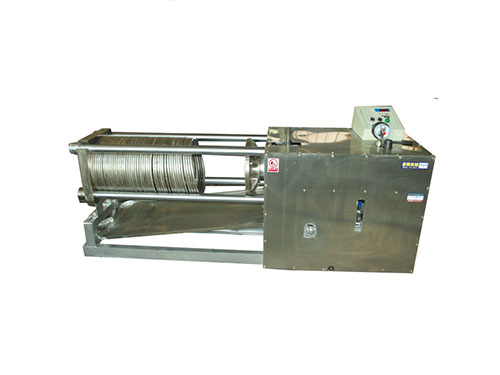 不銹鋼材質(zhì)全自動(dòng)臥式液壓榨油機(jī)DLW-100DS,自動(dòng)壓榨退榨，古法榨油機(jī)
